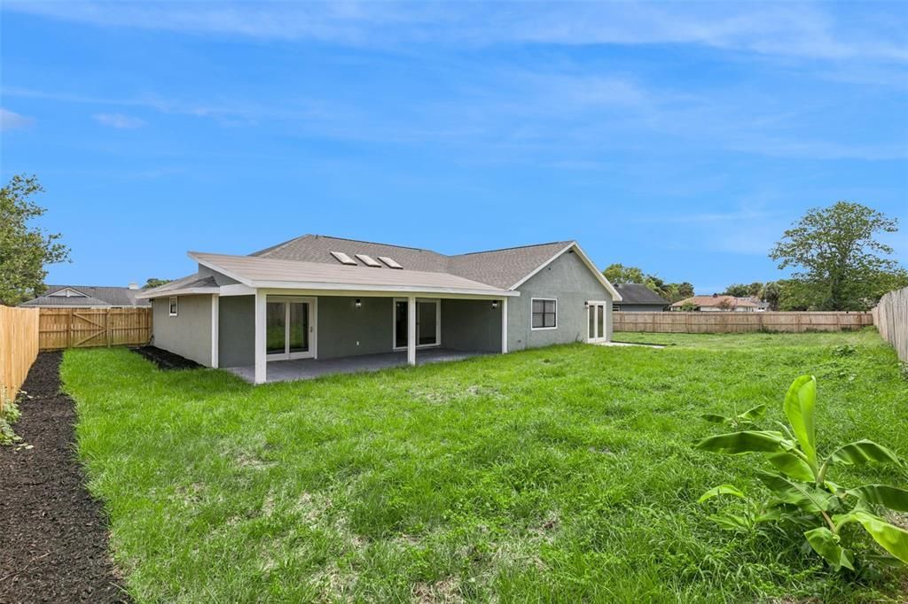 For Sale: $515,000 (4 beds, 2 baths, 2054 Square Feet)