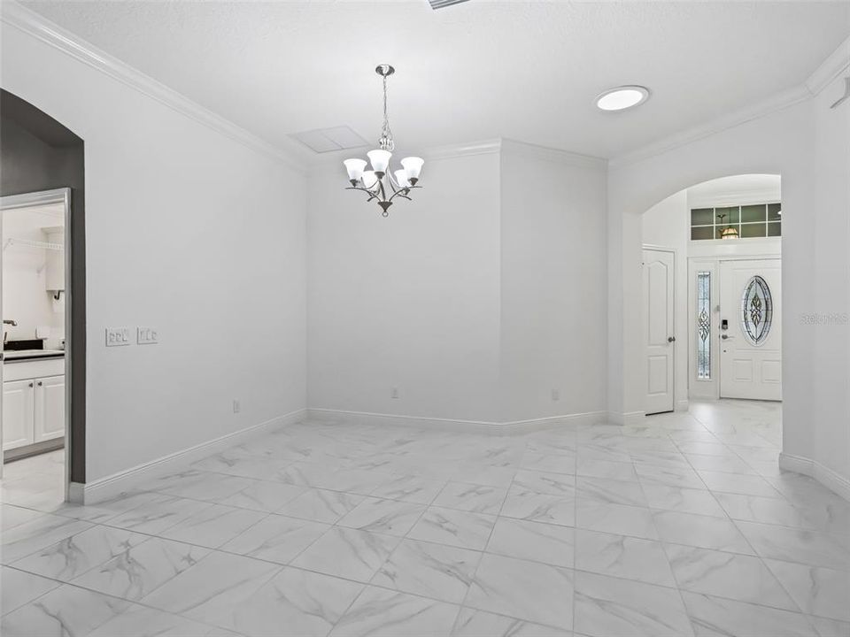 En Renta: $3,450 (3 camas, 2 baños, 1913 Pies cuadrados)