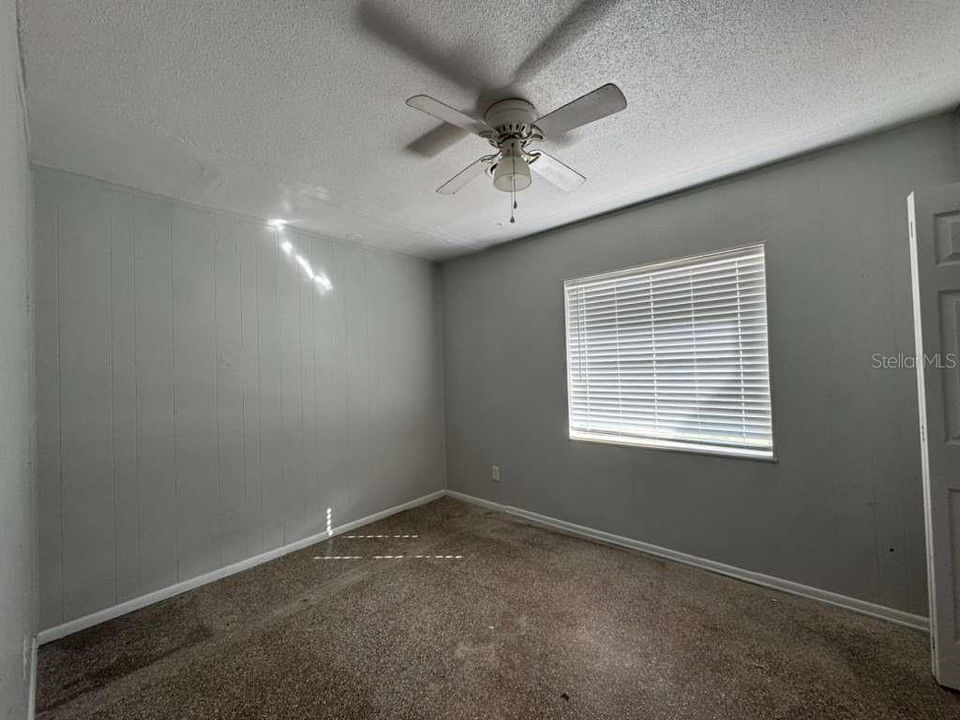 For Rent: $1,700 (3 beds, 1 baths, 1619 Square Feet)