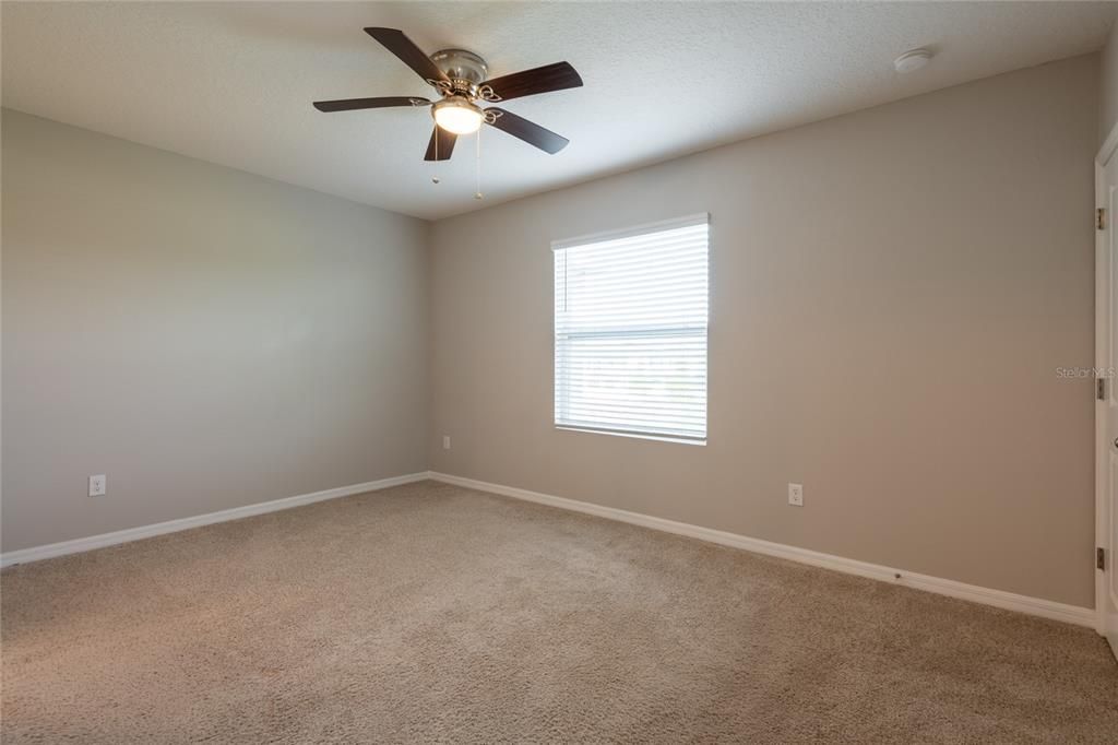 For Sale: $269,900 (3 beds, 2 baths, 1673 Square Feet)