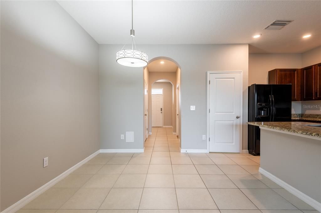 For Sale: $269,900 (3 beds, 2 baths, 1673 Square Feet)