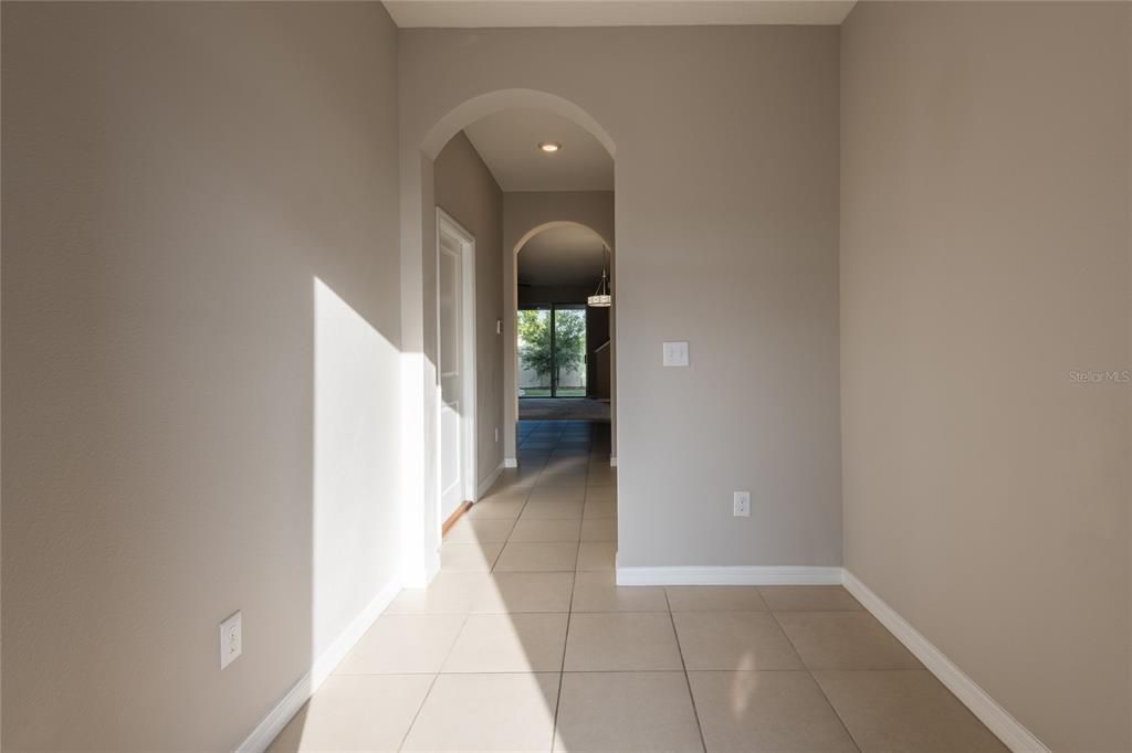 For Sale: $269,900 (3 beds, 2 baths, 1673 Square Feet)