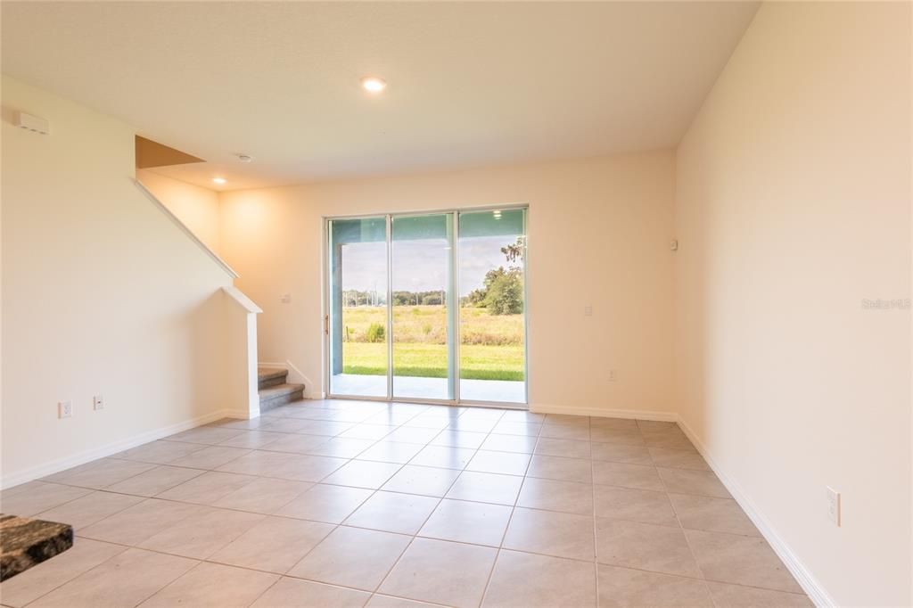 For Sale: $275,900 (3 beds, 2 baths, 1673 Square Feet)