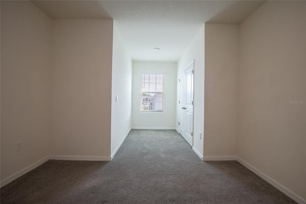 For Sale: $275,900 (3 beds, 2 baths, 1673 Square Feet)