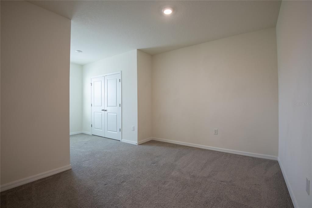 For Sale: $275,900 (3 beds, 2 baths, 1673 Square Feet)