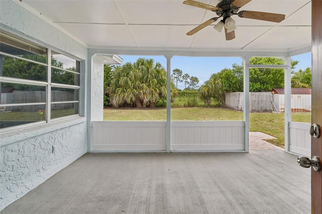 For Sale: $390,000 (3 beds, 2 baths, 1419 Square Feet)
