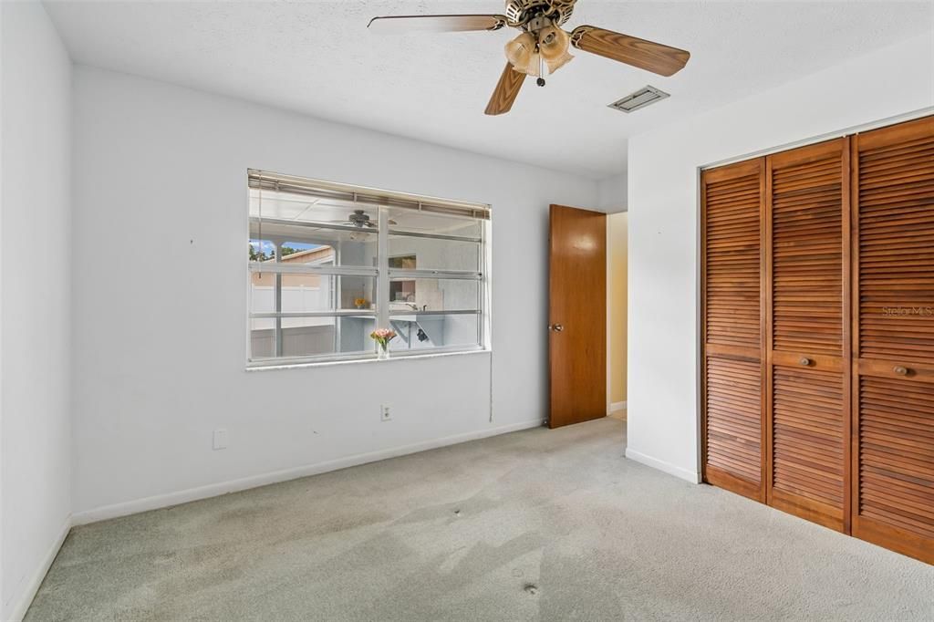 For Sale: $390,000 (3 beds, 2 baths, 1419 Square Feet)