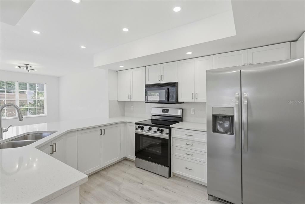 For Sale: $439,900 (3 beds, 2 baths, 1855 Square Feet)