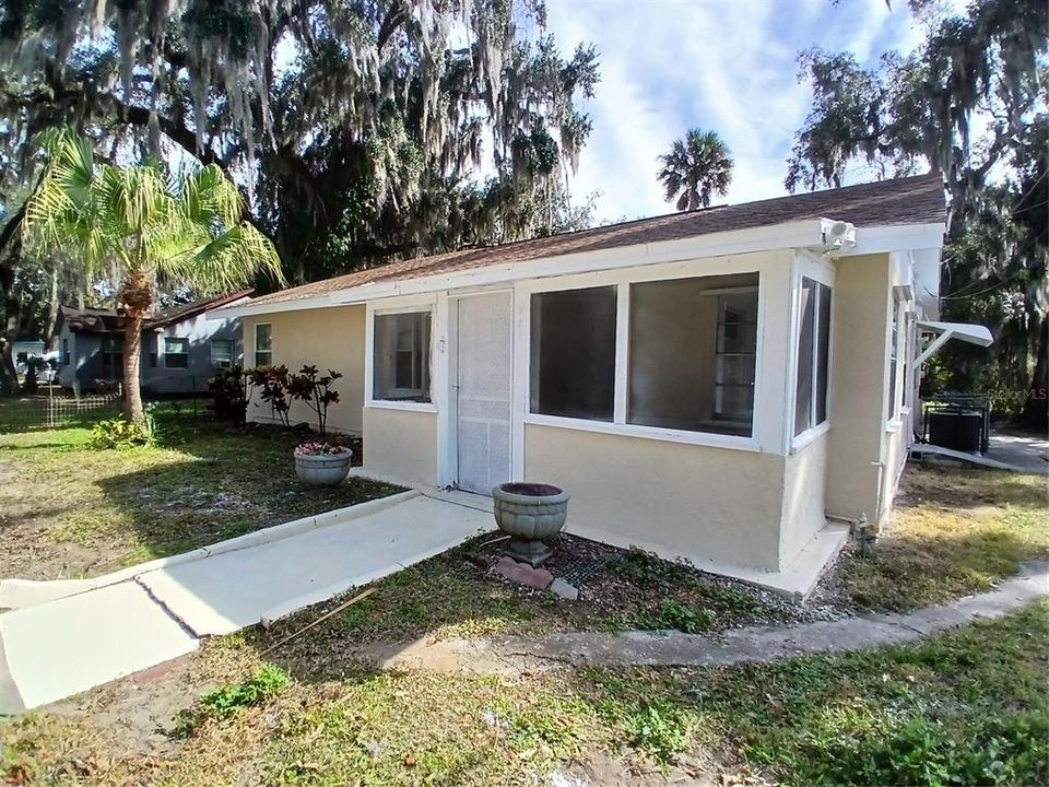 En Venta: $279,500 (3 camas, 2 baños, 1467 Pies cuadrados)