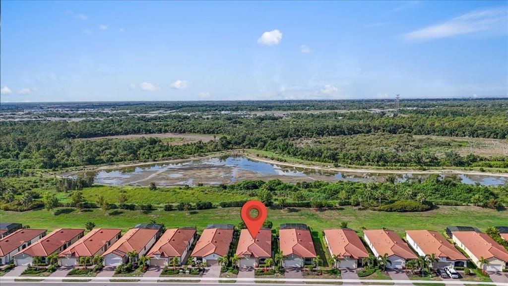Под контрактом: $425,000 (2 спален, 2 ванн, 1907 Квадратных фут)