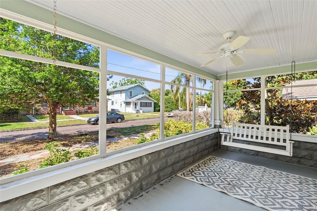 For Sale: $1,100,000 (3 beds, 2 baths, 1502 Square Feet)