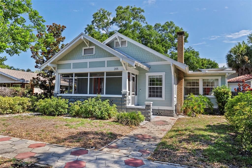 For Sale: $1,100,000 (3 beds, 2 baths, 1502 Square Feet)