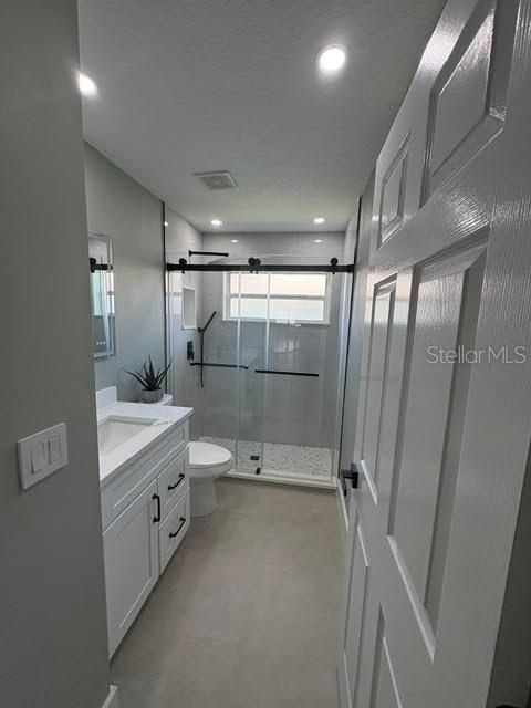 For Rent: $2,250 (3 beds, 2 baths, 1987 Square Feet)