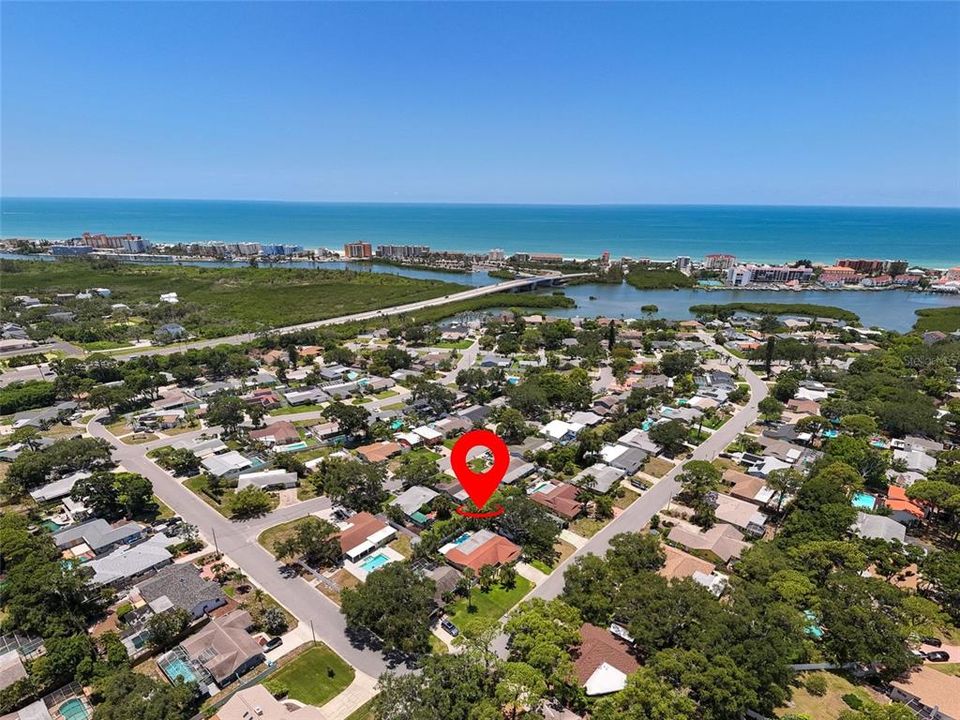 En Venta: $650,000 (3 camas, 2 baños, 2123 Pies cuadrados)