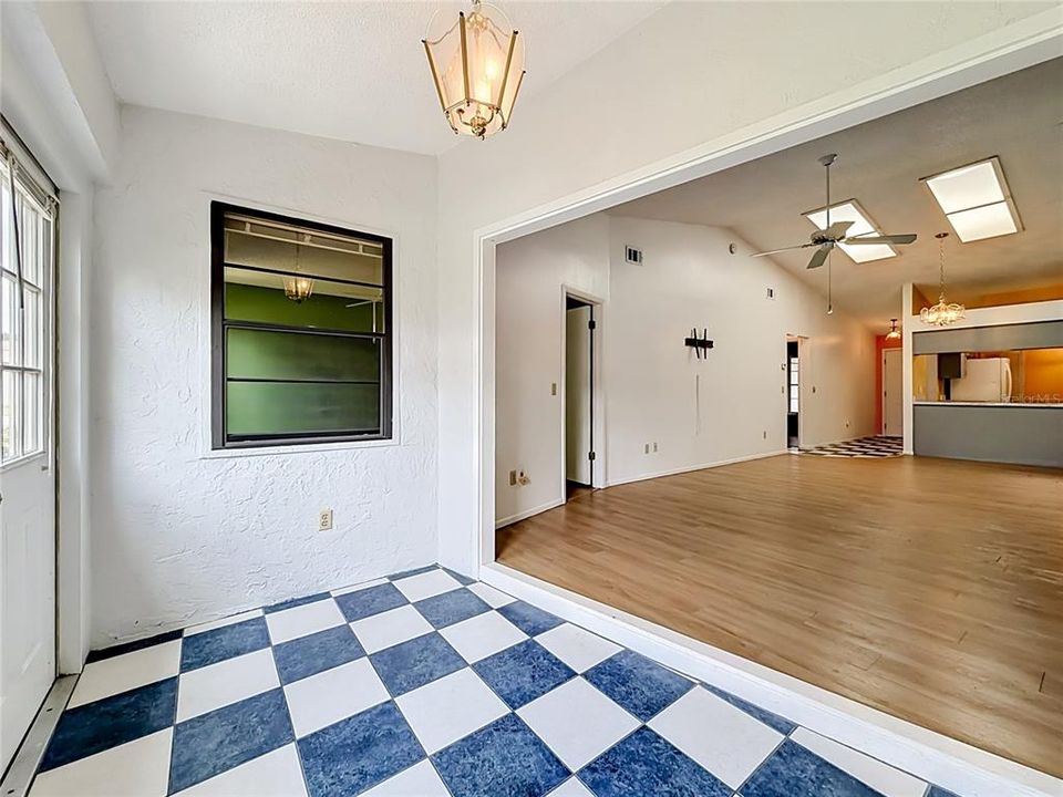 En Venta: $239,900 (2 camas, 2 baños, 1152 Pies cuadrados)