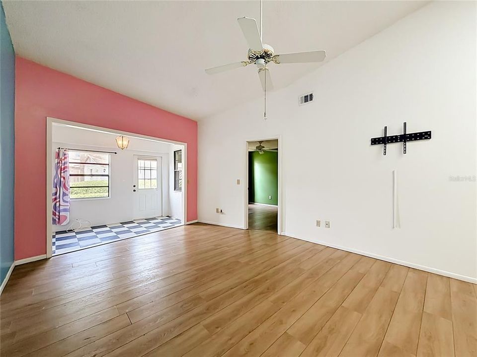 En Venta: $239,900 (2 camas, 2 baños, 1152 Pies cuadrados)