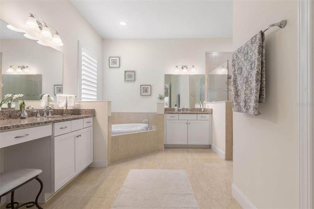 For Sale: $675,000 (3 beds, 3 baths, 2619 Square Feet)