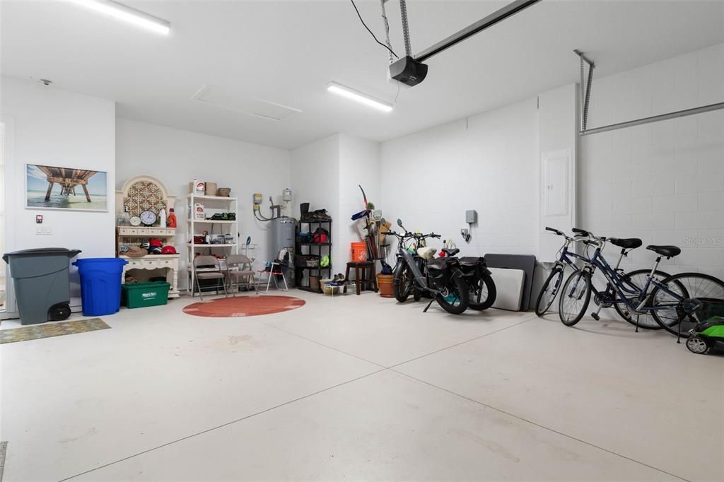 For Sale: $675,000 (3 beds, 3 baths, 2619 Square Feet)