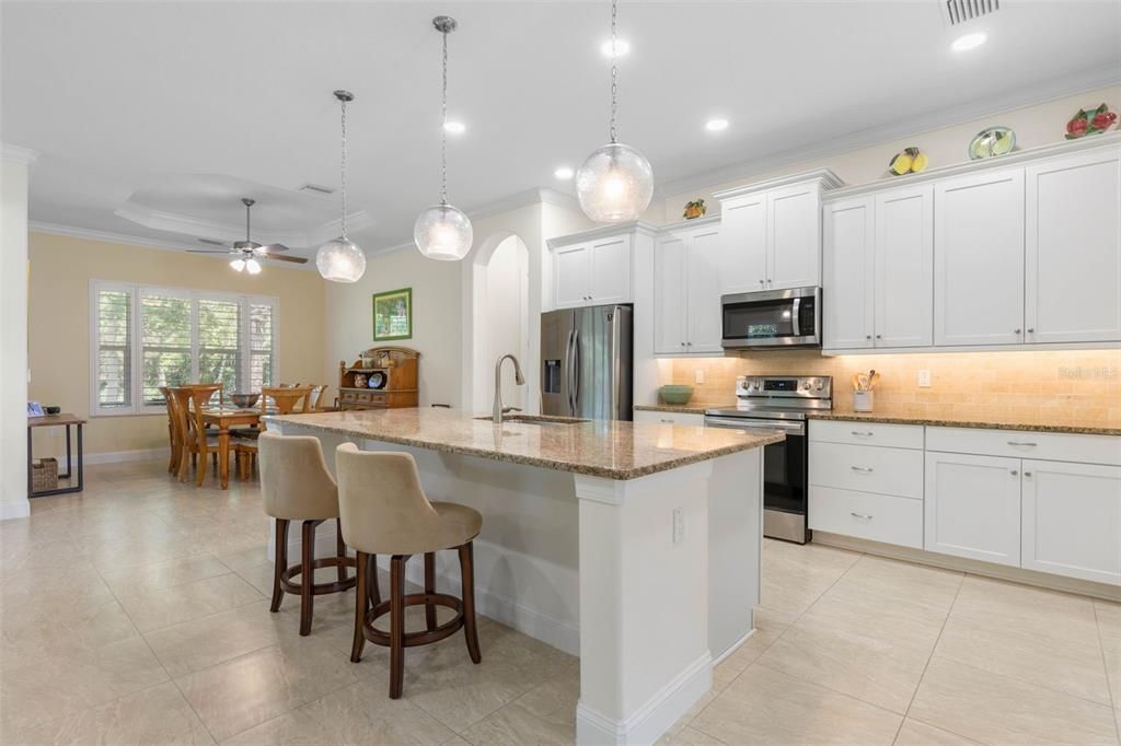 For Sale: $675,000 (3 beds, 3 baths, 2619 Square Feet)