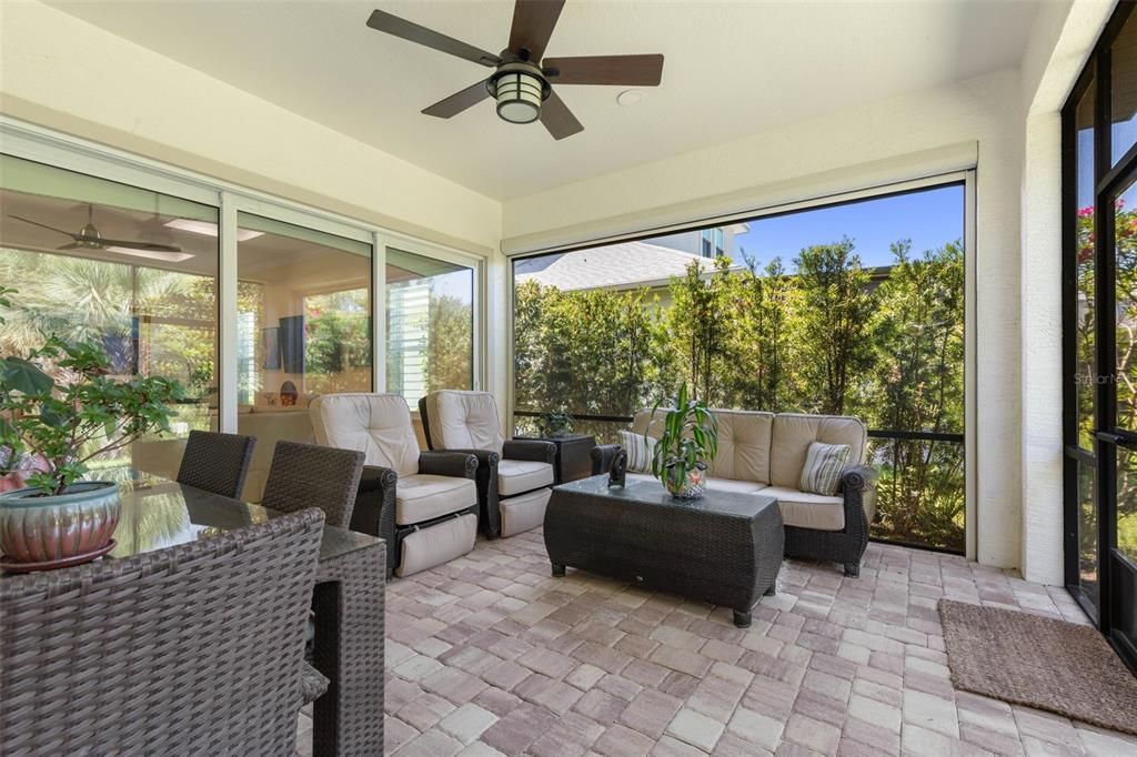 For Sale: $675,000 (3 beds, 3 baths, 2619 Square Feet)