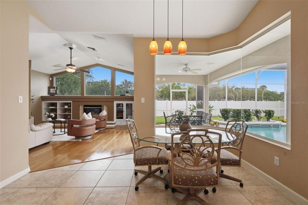 For Sale: $750,000 (4 beds, 3 baths, 2608 Square Feet)