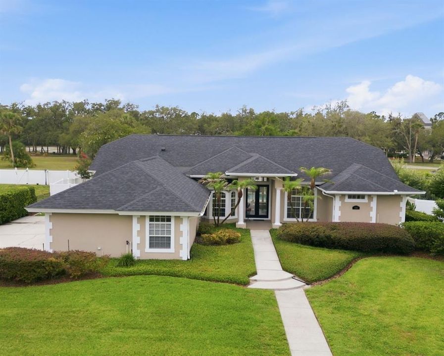 For Sale: $750,000 (4 beds, 3 baths, 2608 Square Feet)