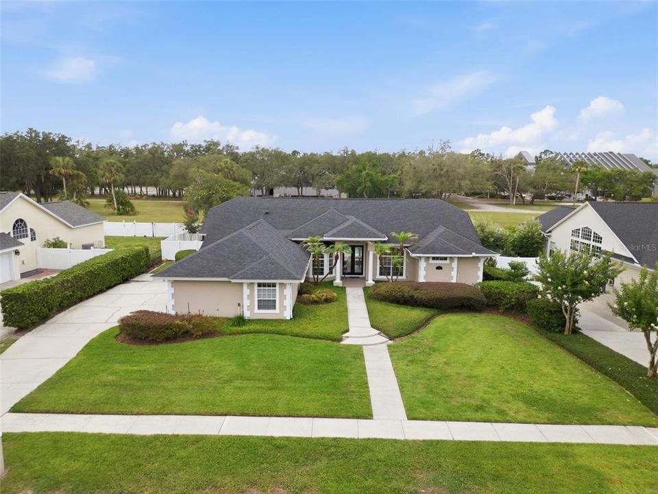 For Sale: $750,000 (4 beds, 3 baths, 2608 Square Feet)
