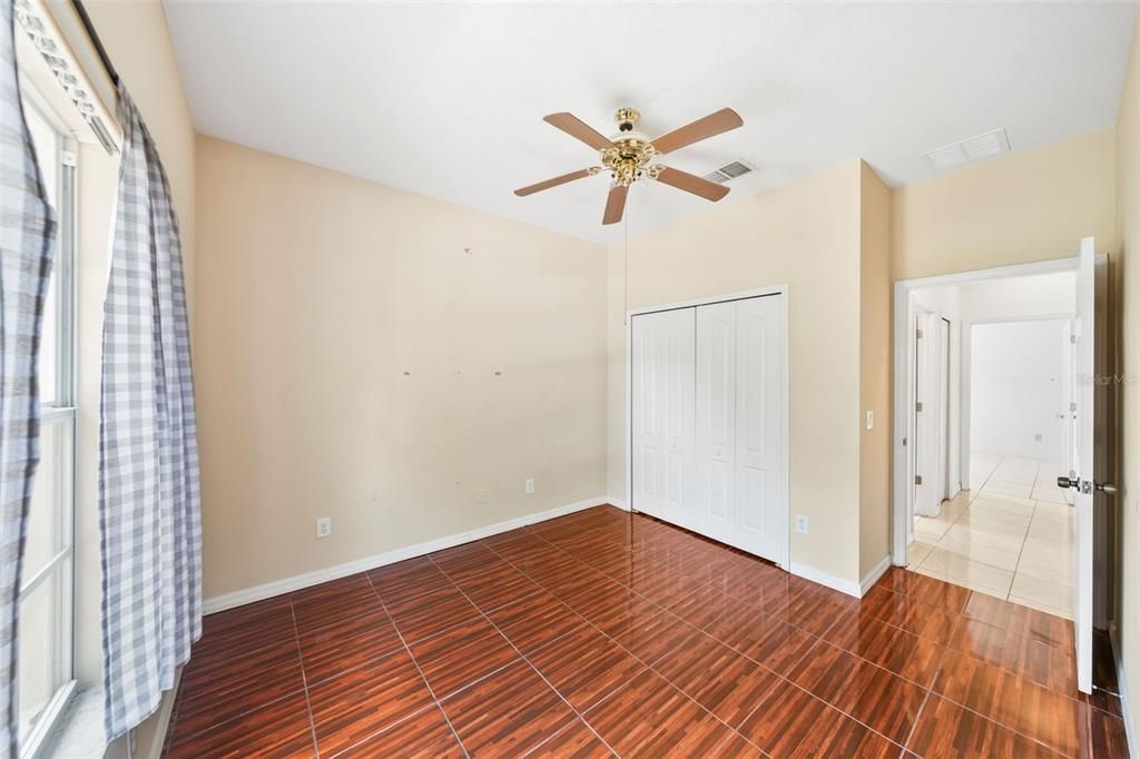 For Sale: $449,900 (5 beds, 4 baths, 2862 Square Feet)