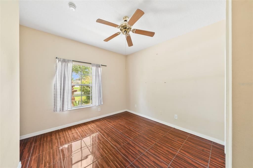 For Sale: $449,900 (5 beds, 4 baths, 2862 Square Feet)