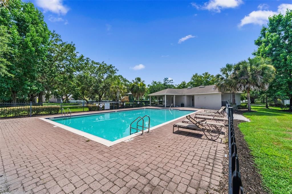 For Sale: $449,900 (5 beds, 4 baths, 2862 Square Feet)