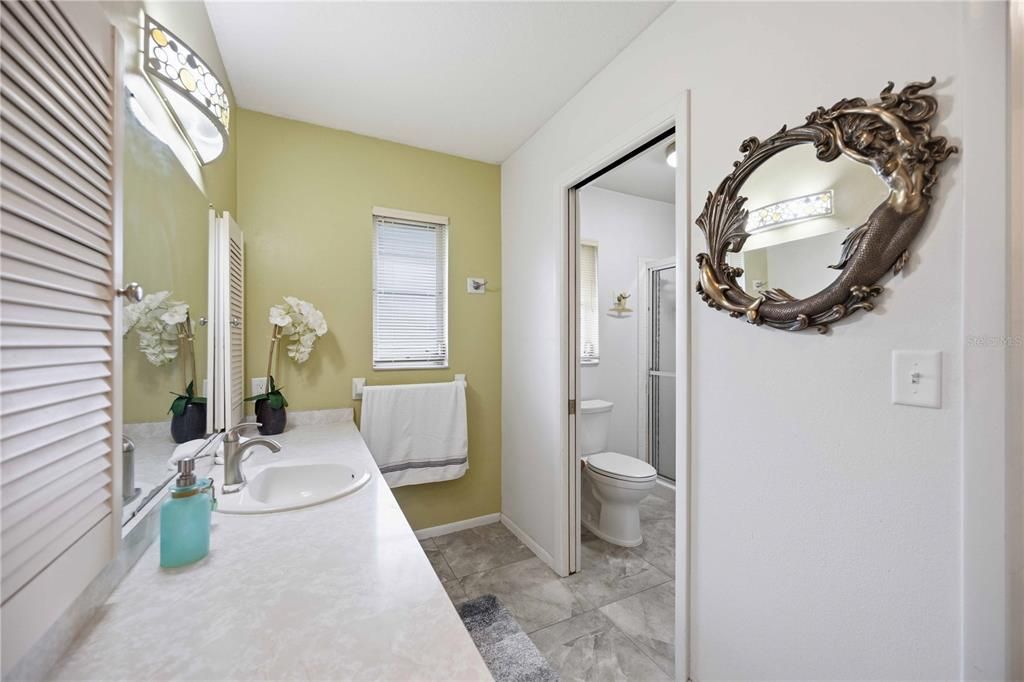 For Sale: $399,000 (3 beds, 2 baths, 1955 Square Feet)