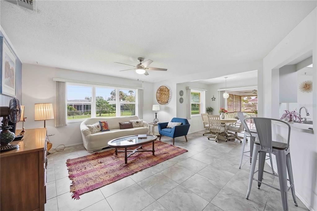 For Sale: $399,000 (3 beds, 2 baths, 1955 Square Feet)