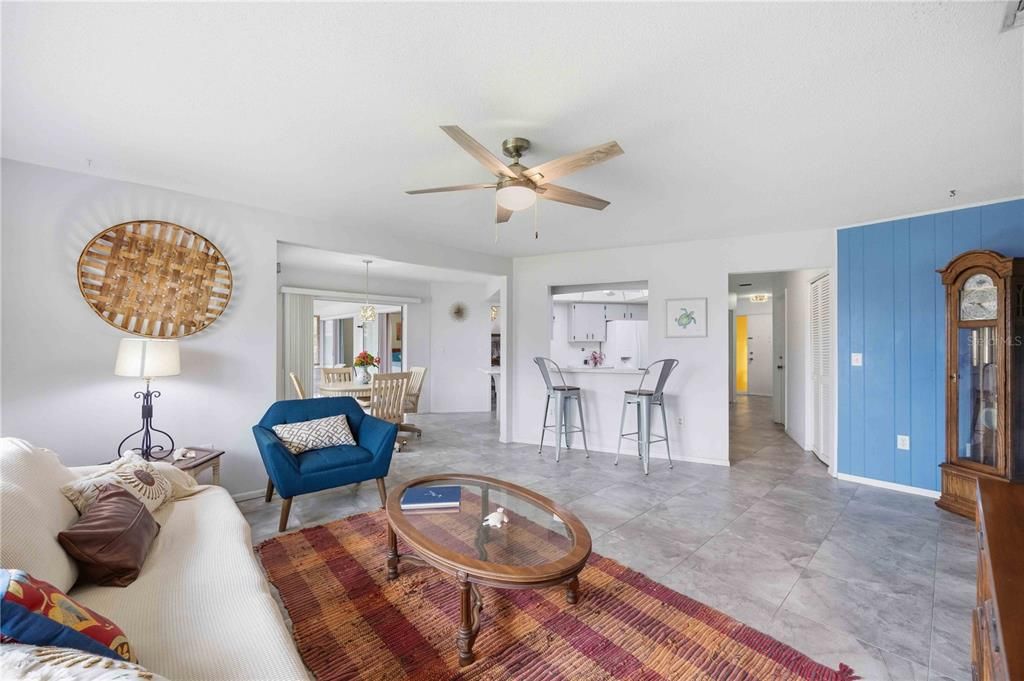 For Sale: $399,000 (3 beds, 2 baths, 1955 Square Feet)