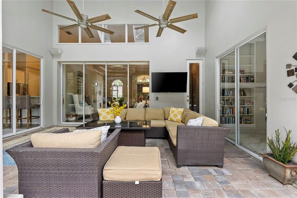 For Sale: $1,100,000 (4 beds, 4 baths, 3566 Square Feet)