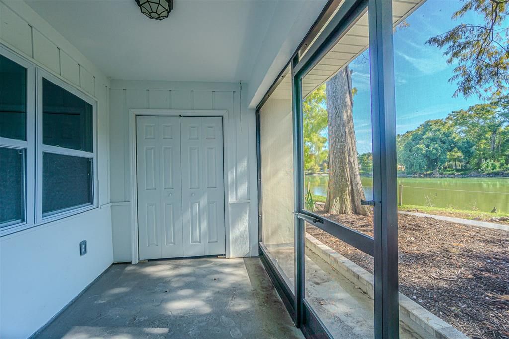 For Rent: $1,600 (2 beds, 1 baths, 750 Square Feet)