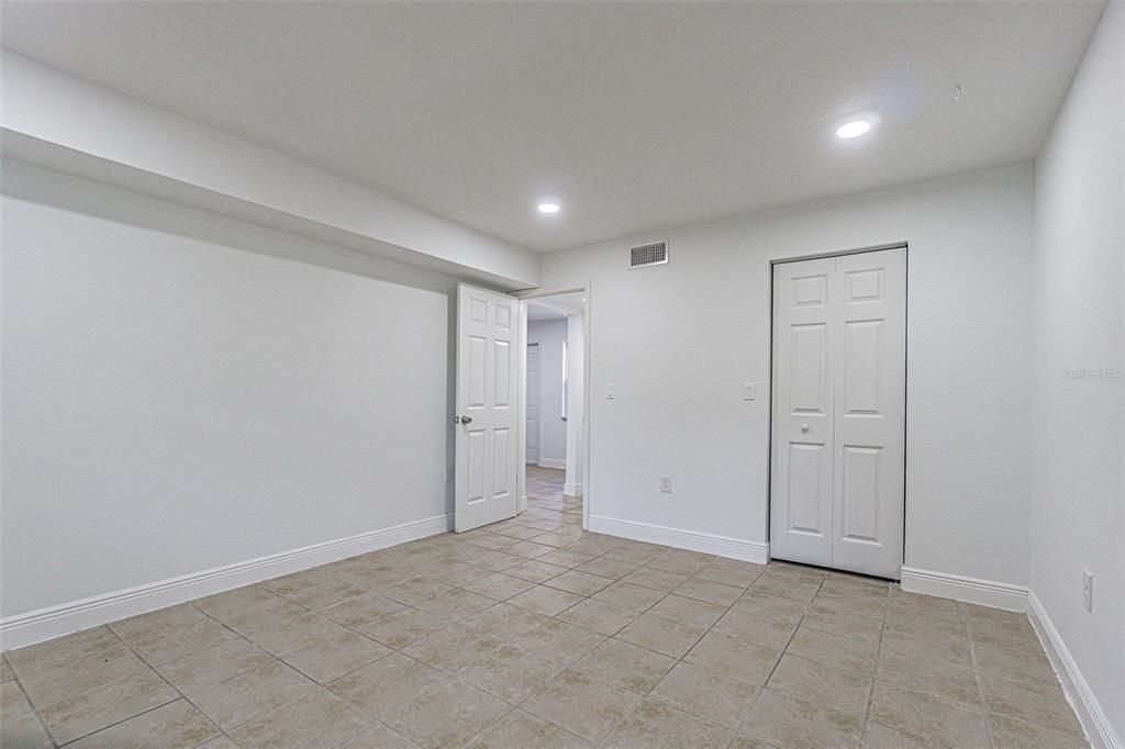 For Rent: $1,600 (2 beds, 1 baths, 750 Square Feet)
