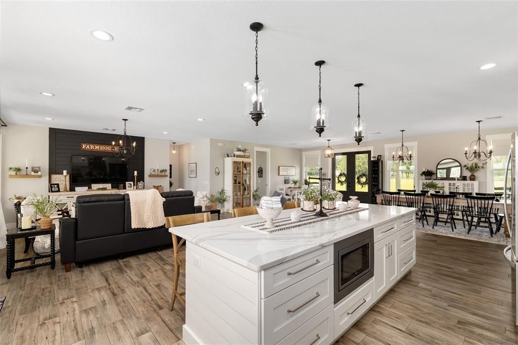For Sale: $1,490,000 (3 beds, 3 baths, 2274 Square Feet)