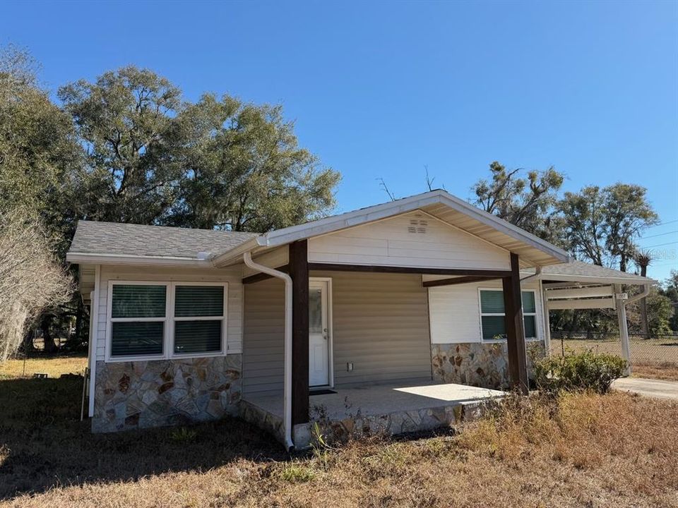 For Rent: $1,475 (1 beds, 1 baths, 576 Square Feet)
