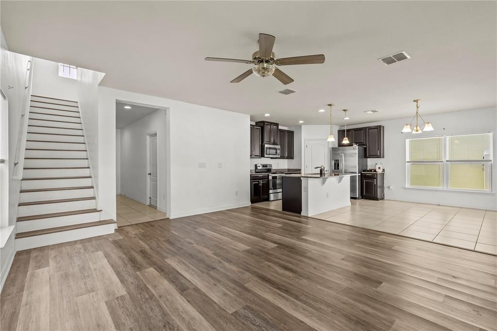 For Rent: $2,600 (3 beds, 2 baths, 1897 Square Feet)