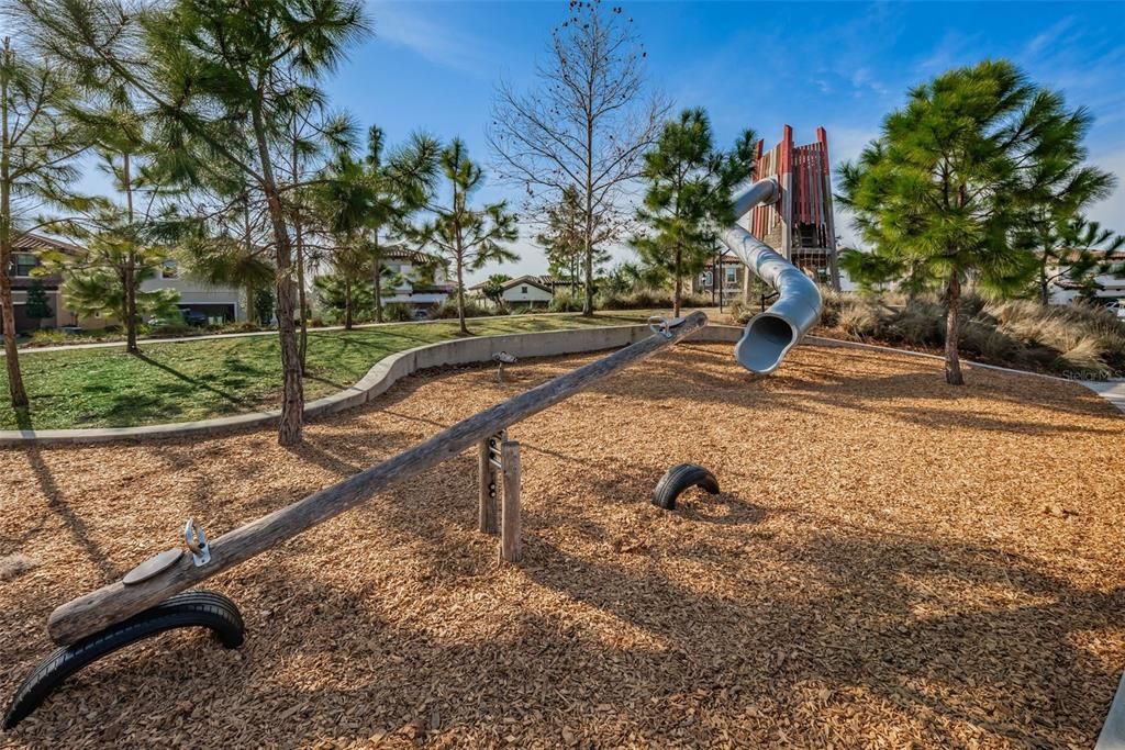 Active With Contract: $515,000 (4 beds, 2 baths, 1864 Square Feet)