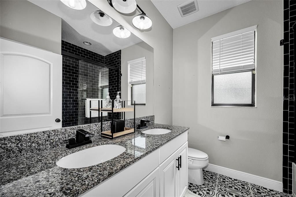 Active With Contract: $515,000 (4 beds, 2 baths, 1864 Square Feet)