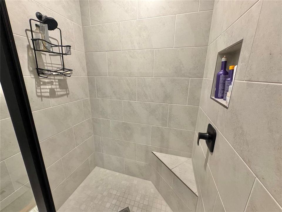 For Sale: $779,000 (4 beds, 3 baths, 2576 Square Feet)