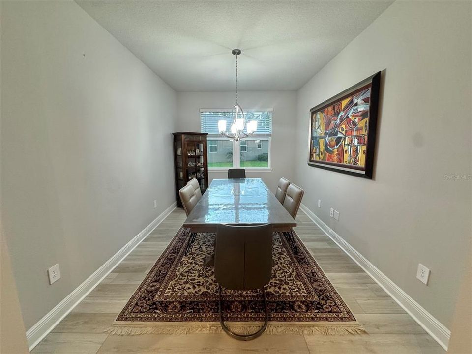 For Sale: $779,000 (4 beds, 3 baths, 2576 Square Feet)