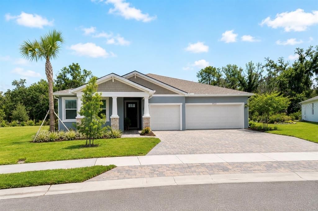 For Sale: $779,000 (4 beds, 3 baths, 2576 Square Feet)