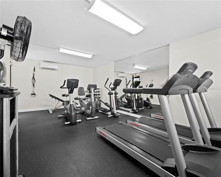 For Rent: $6,500 (2 beds, 2 baths, 1316 Square Feet)