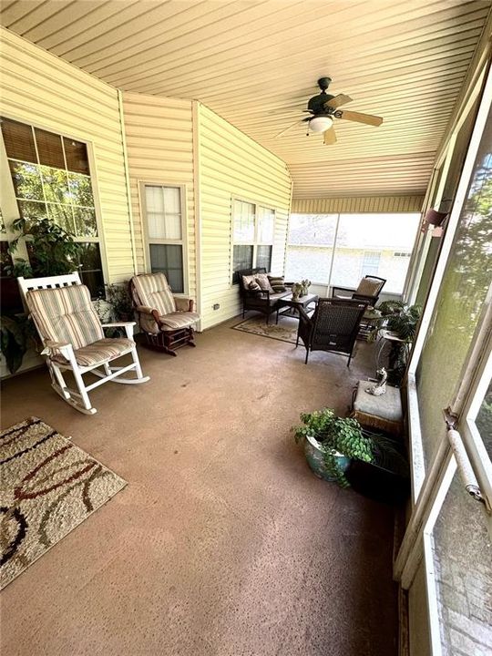 For Sale: $359,000 (3 beds, 2 baths, 2240 Square Feet)