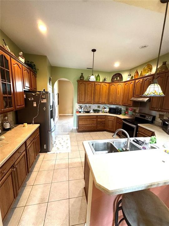 For Sale: $359,000 (3 beds, 2 baths, 2240 Square Feet)