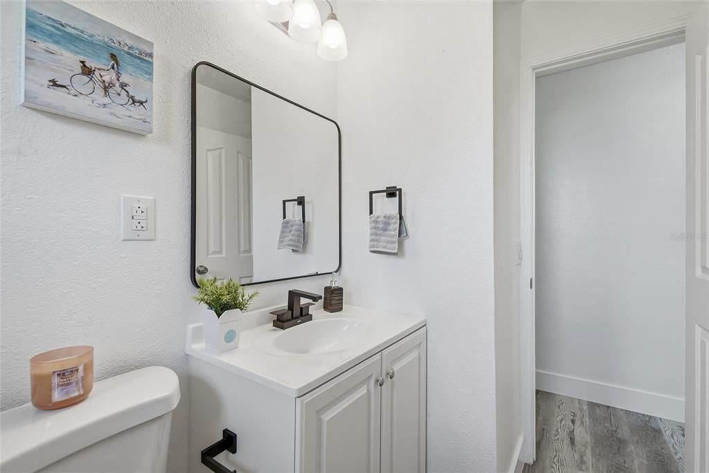 For Sale: $249,900 (3 beds, 2 baths, 1164 Square Feet)