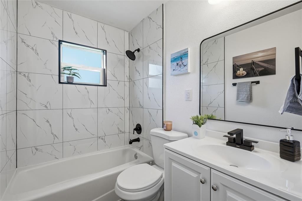 For Sale: $249,900 (3 beds, 2 baths, 1164 Square Feet)