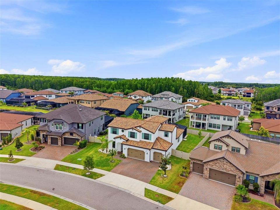 На продажу: $1,359,900 (5 спален, 3 ванн, 4525 Квадратных фут)